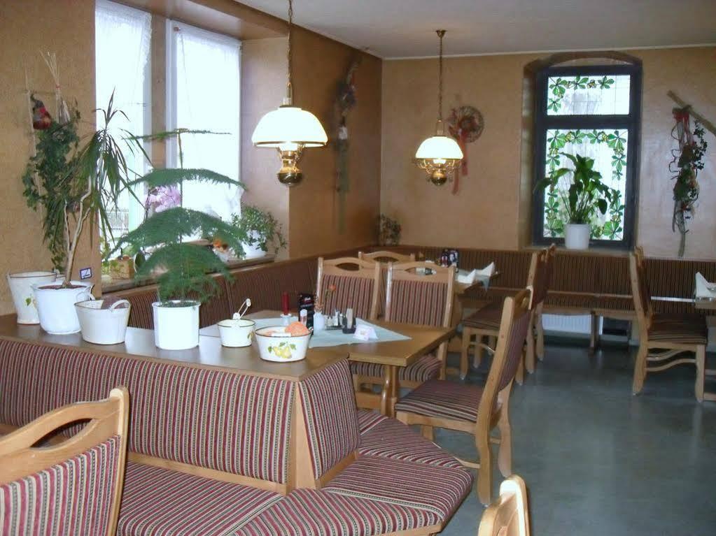 Hotel & Ristorante Positano Radeburg Екстериор снимка